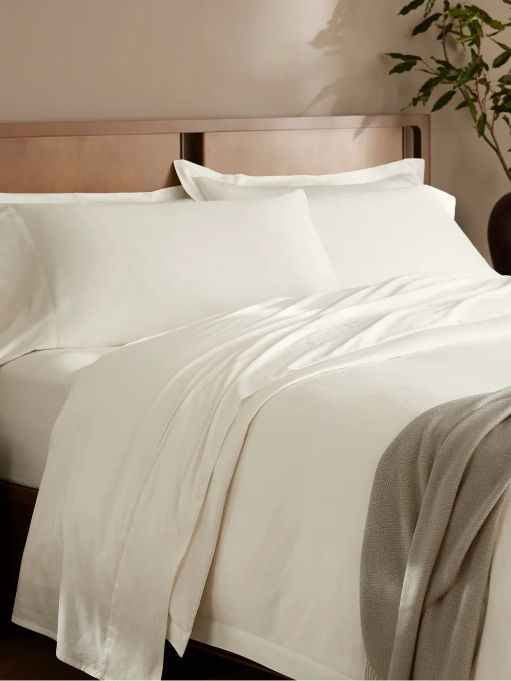 Cream color PERCALE king Sheet Set by Boll & Branch 4 pieces